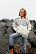 95C29-217 White Windstopper Cardigan Pockets